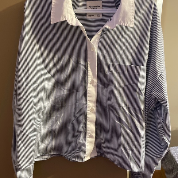 Oversized Shirt - Picture 1 of 2